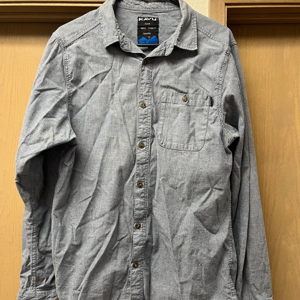 Kavu men’s shirt size medium